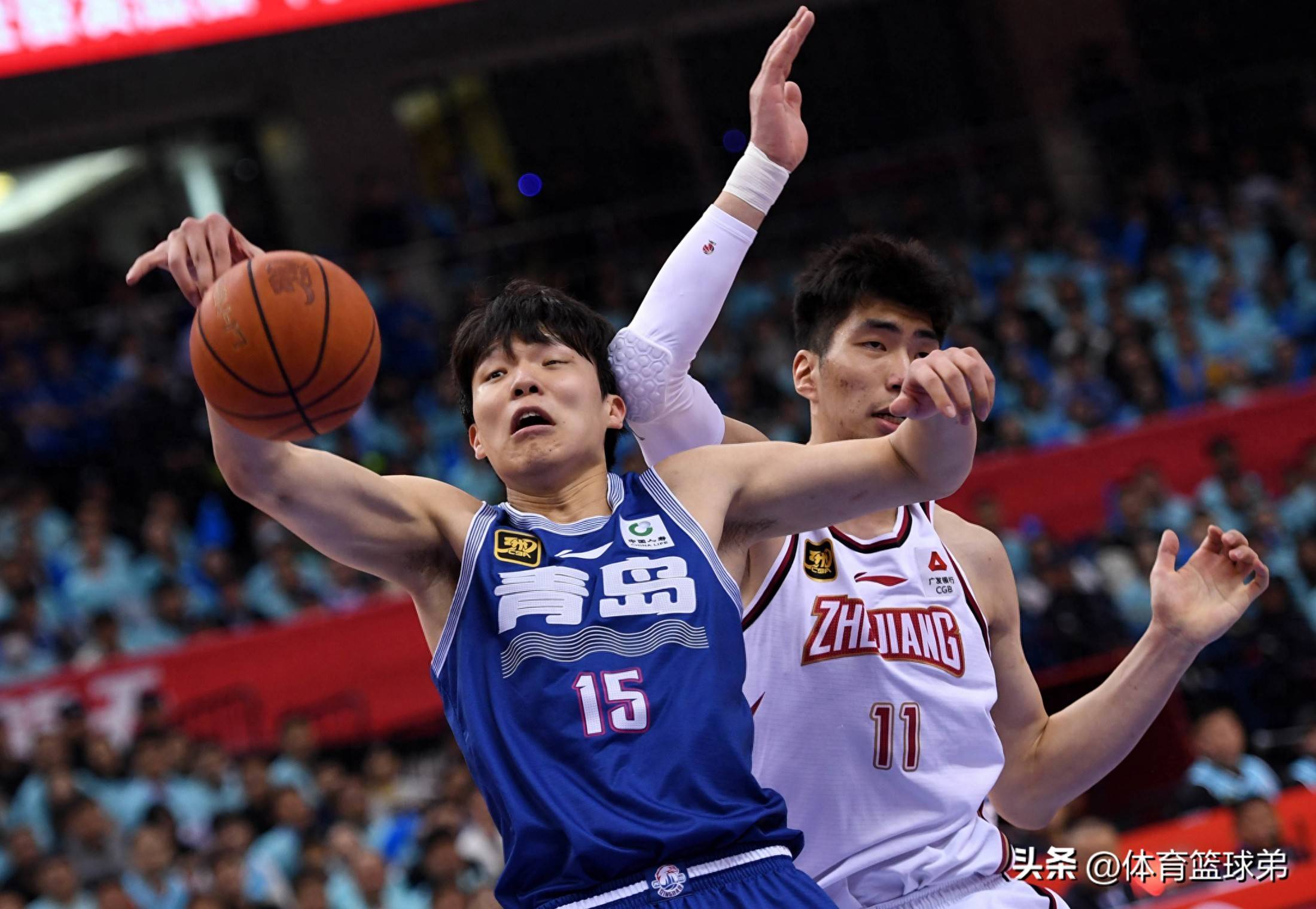 关键时刻体能课后，印第安纳步行者内部沟通备战CBA季后赛，态度坚定，年轻球员得到机会的简单介绍