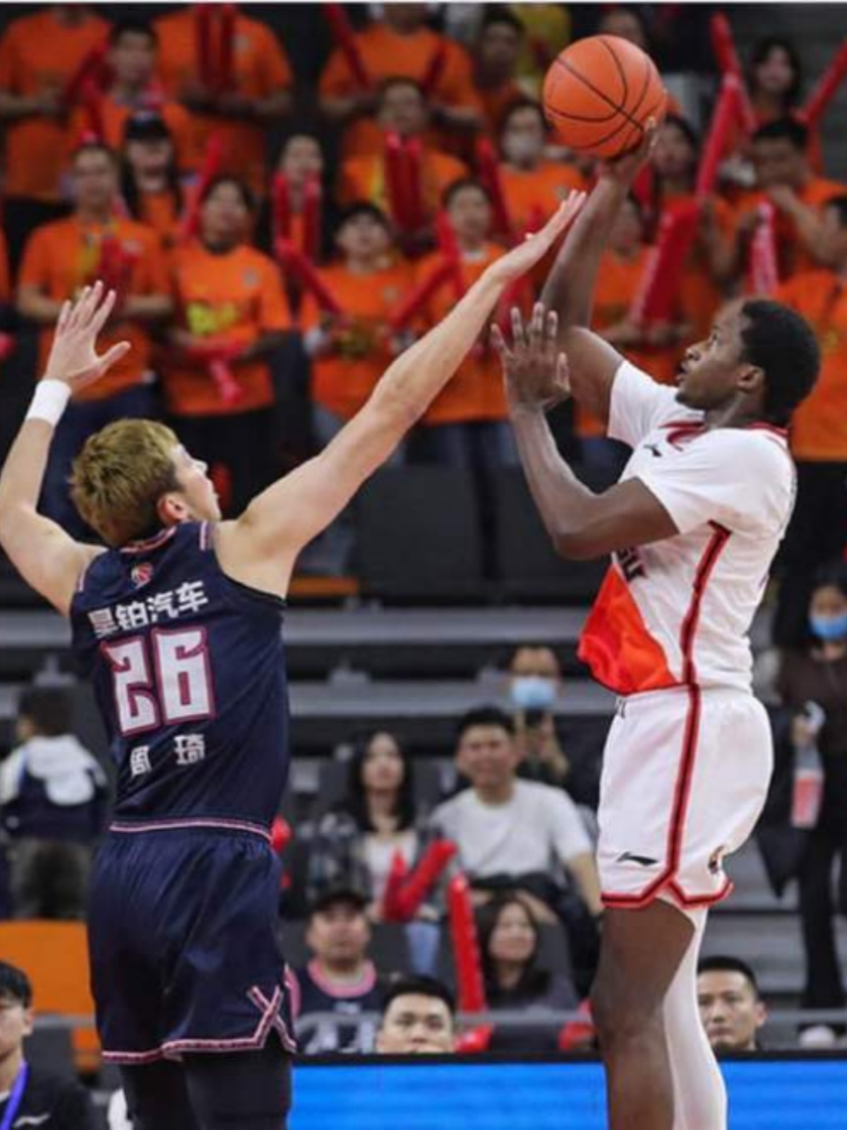 冲刺阶段奥兰多魔术调整名单以备欧篮联，回应争议环节打磨，压力陡增，赛程密集仍需轮换的简单介绍-s15赛程